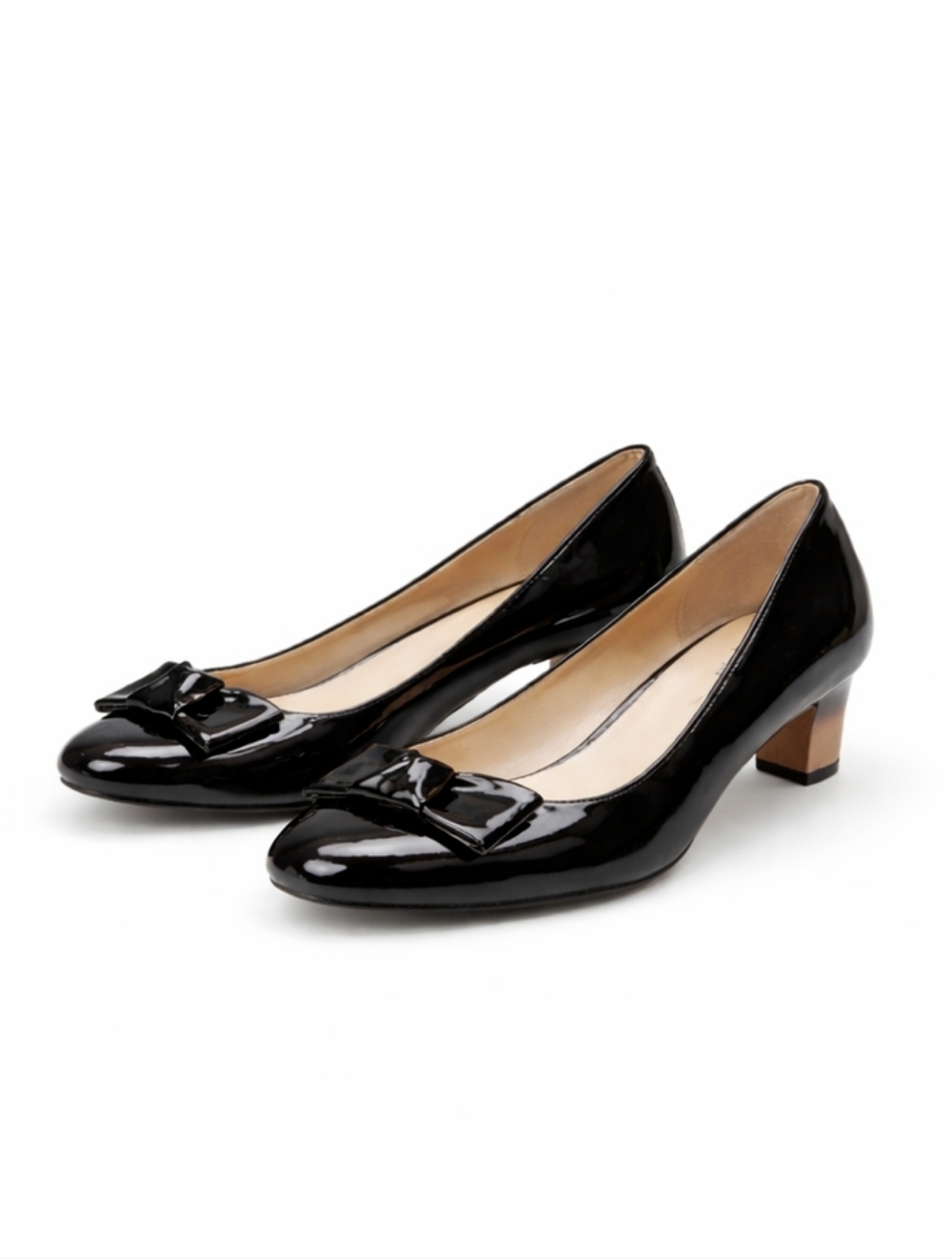 Elegant Brown Patent Block Heel Pumps with Bow Accent